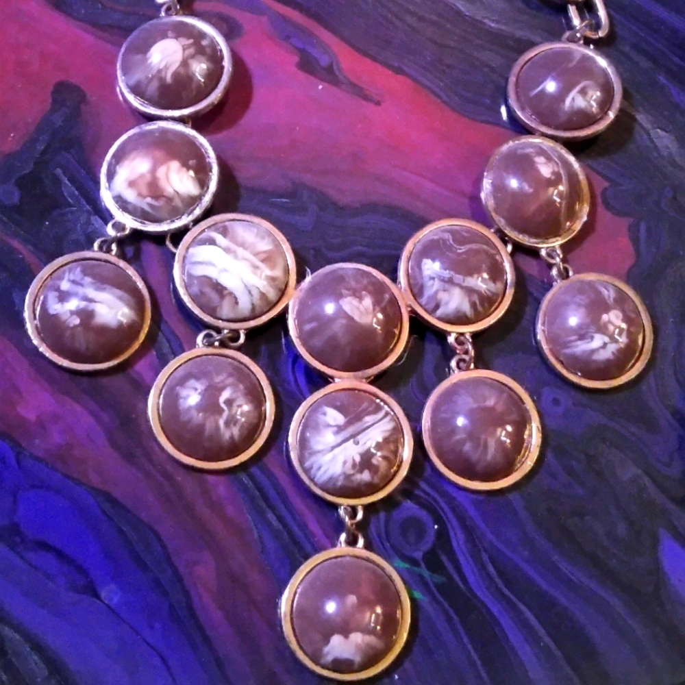 Beautiful necklace!